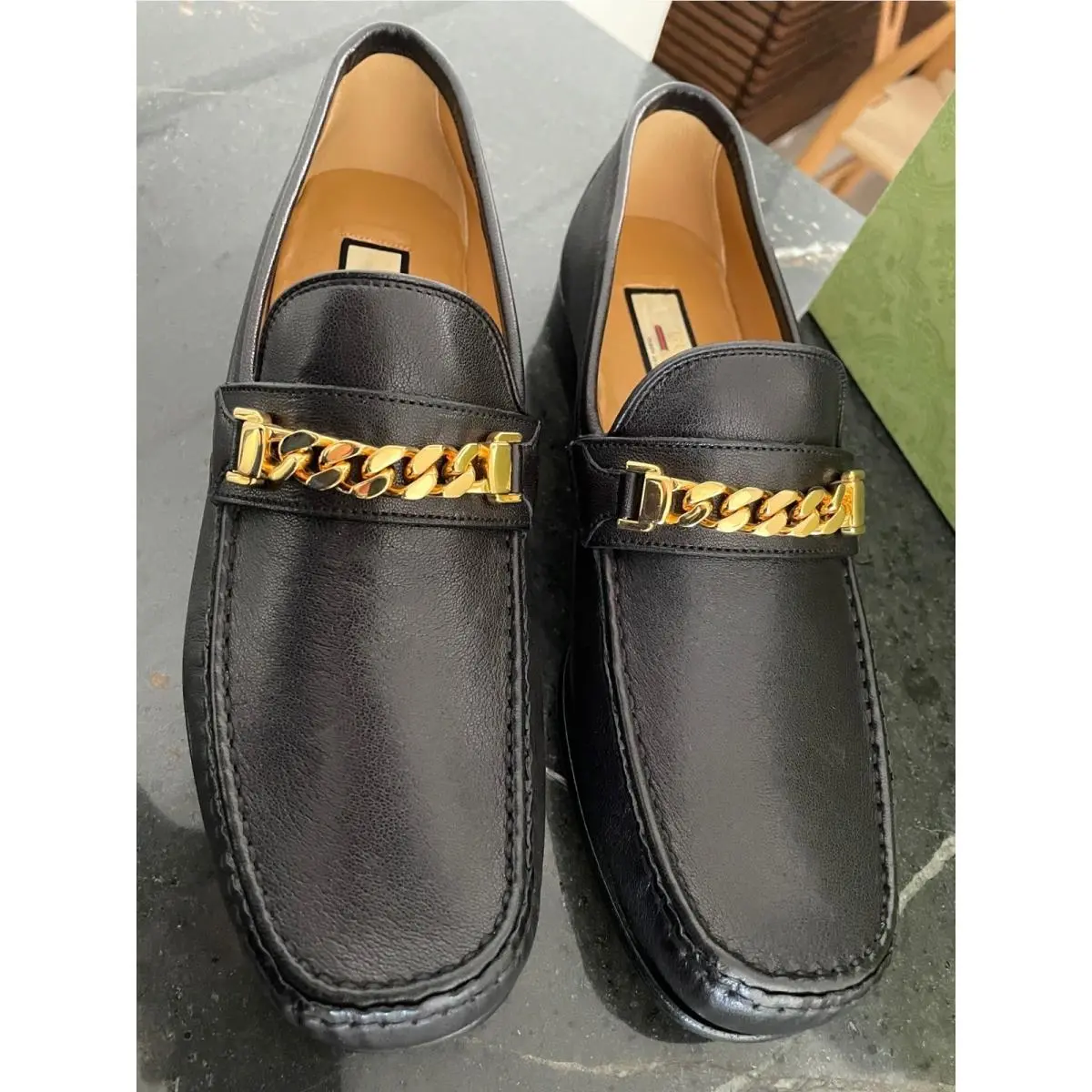 Gucci 643620 Black Leather Loafers with Gold-tone Chain Horsebit UK 9