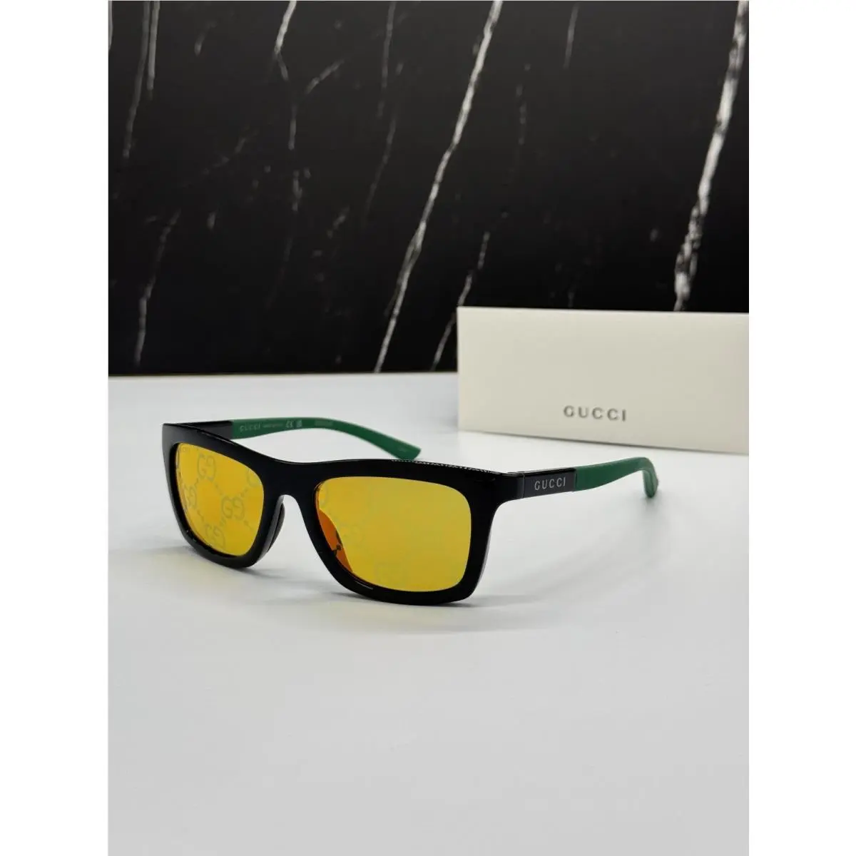 GG1735S 005 Black/green Unisex Sunglasses by Gucci