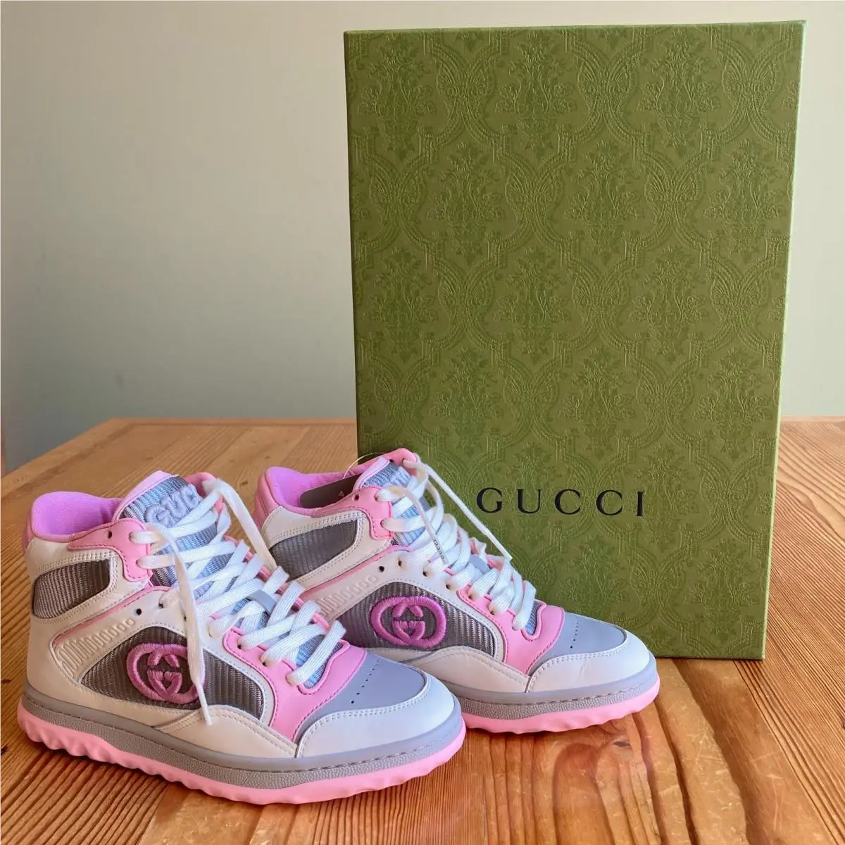 Gucci White / Pink High Top Mac80 Sneakers Shoes - Sz 34.5 / 4.5 US - 0415AB
