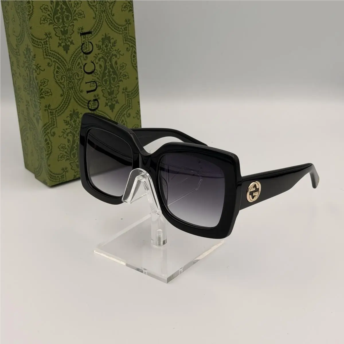 GG0083S 001 Square Black Gold Purple Gradient Lens Women`s Ships Today by Gucci