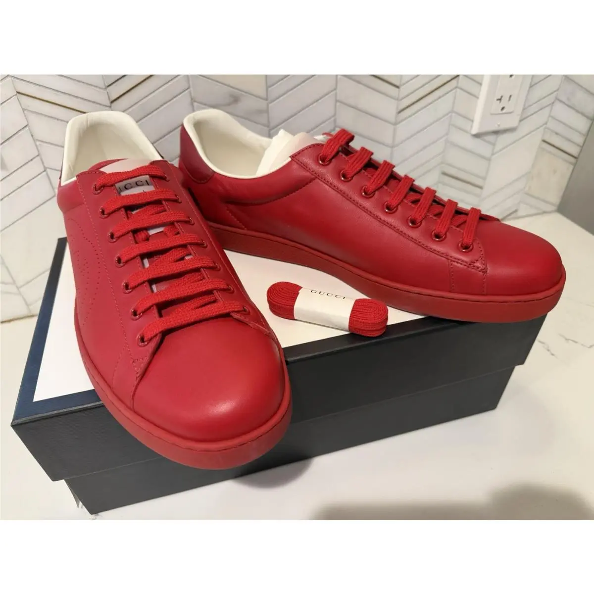 Gucci Ace Perforated Interlocking G Logo Sneakers Red Mens Sz US 12