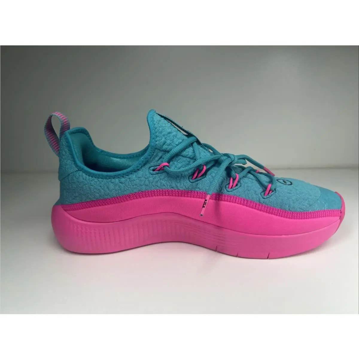 Nike shoes - Multicolor 0