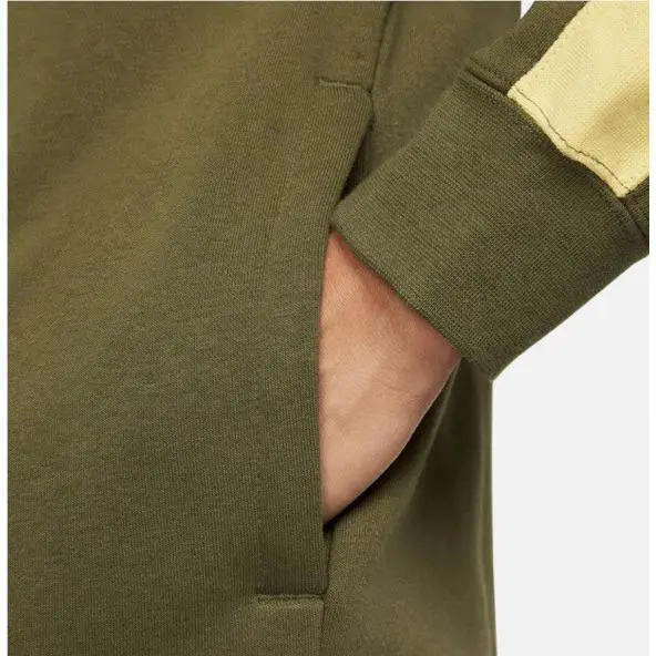 Nike clothing - Green 4