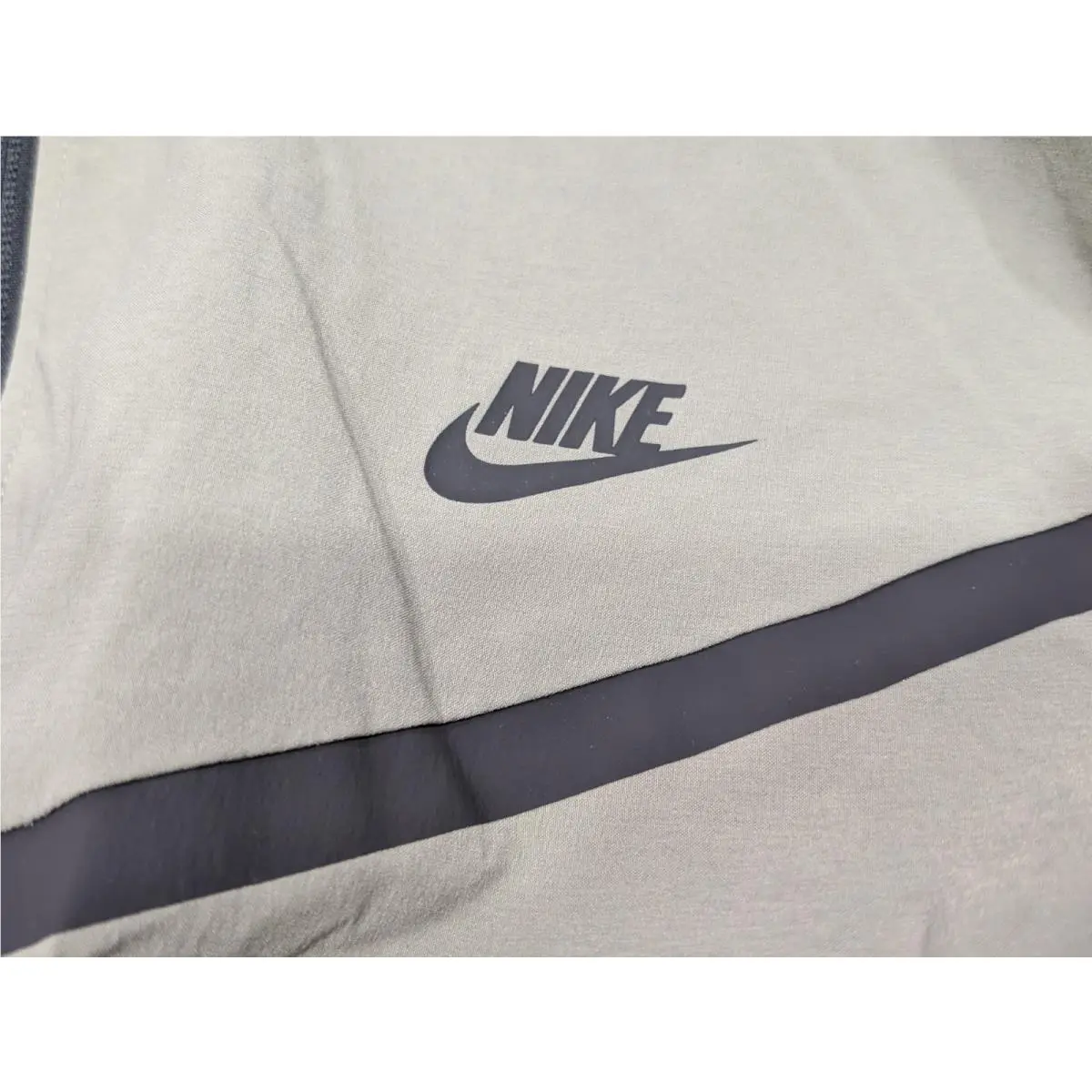 Nike clothing - Nike Tech Woven Jacket - Tech Woven Jacket - Light Army / Black (UPC: 197863219547) 4