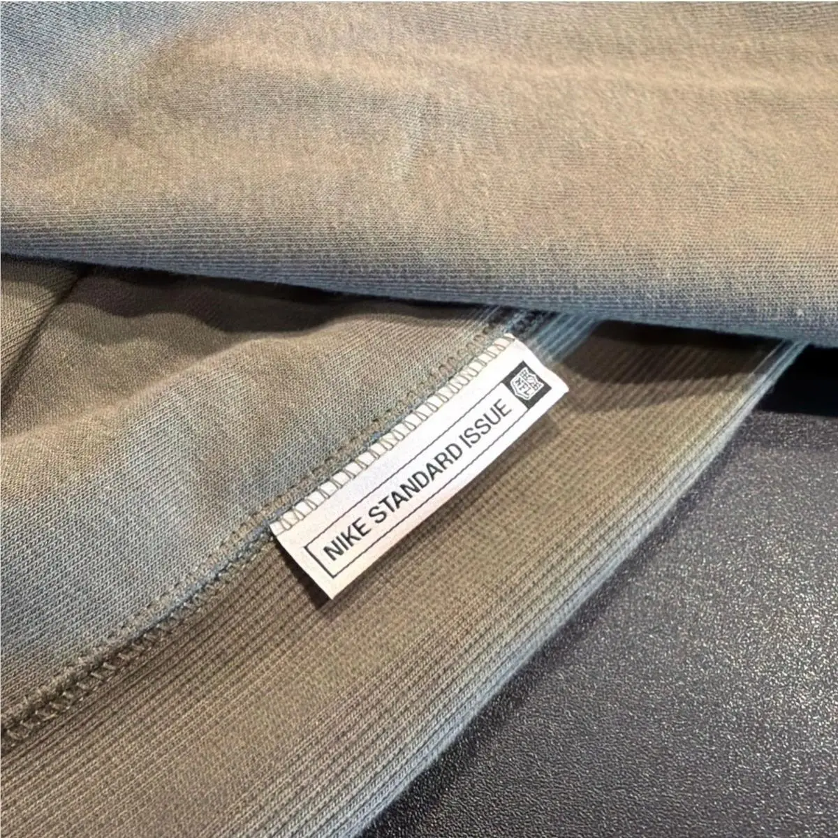 Nike clothing - Green 3