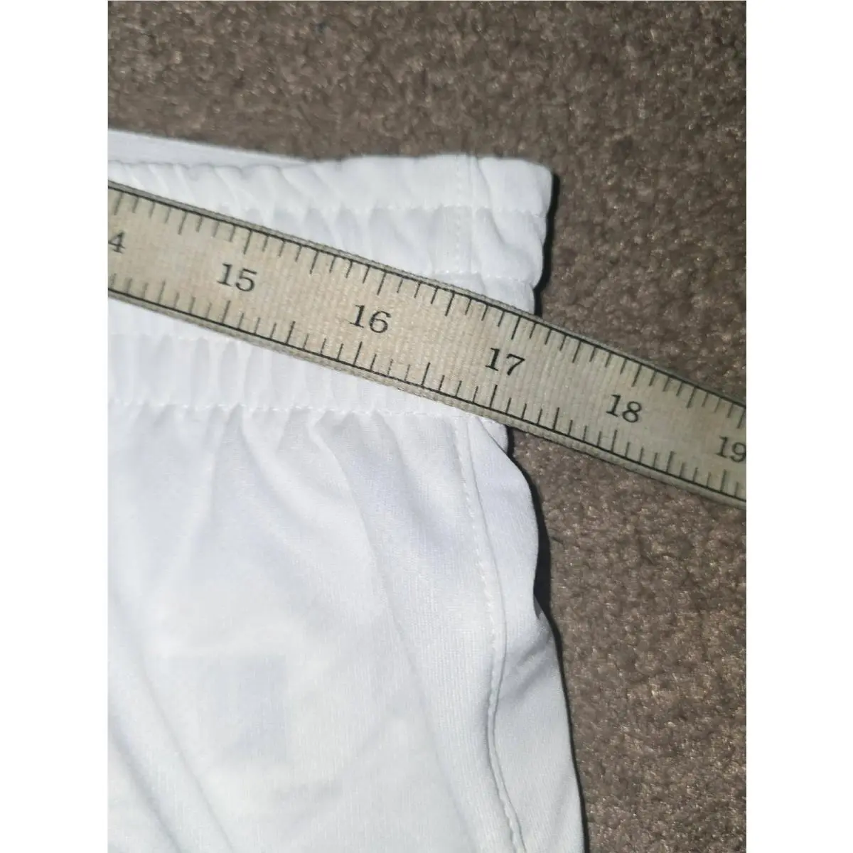 Nike clothing - White 3