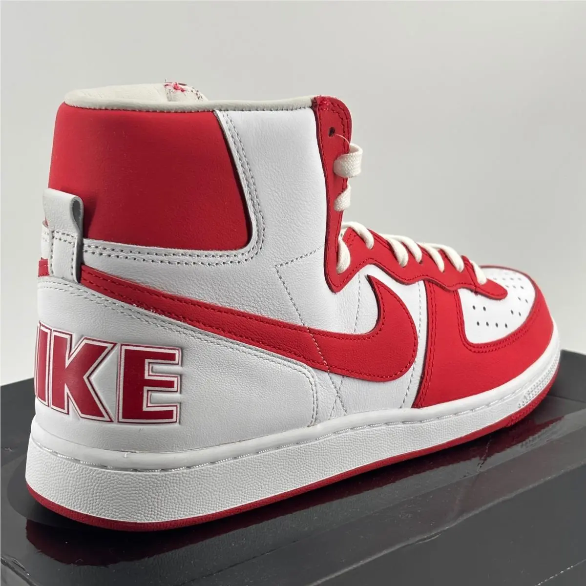 Terminator High SP Mens 10 White University Red FD4159-102 Retro Basketball by Nike