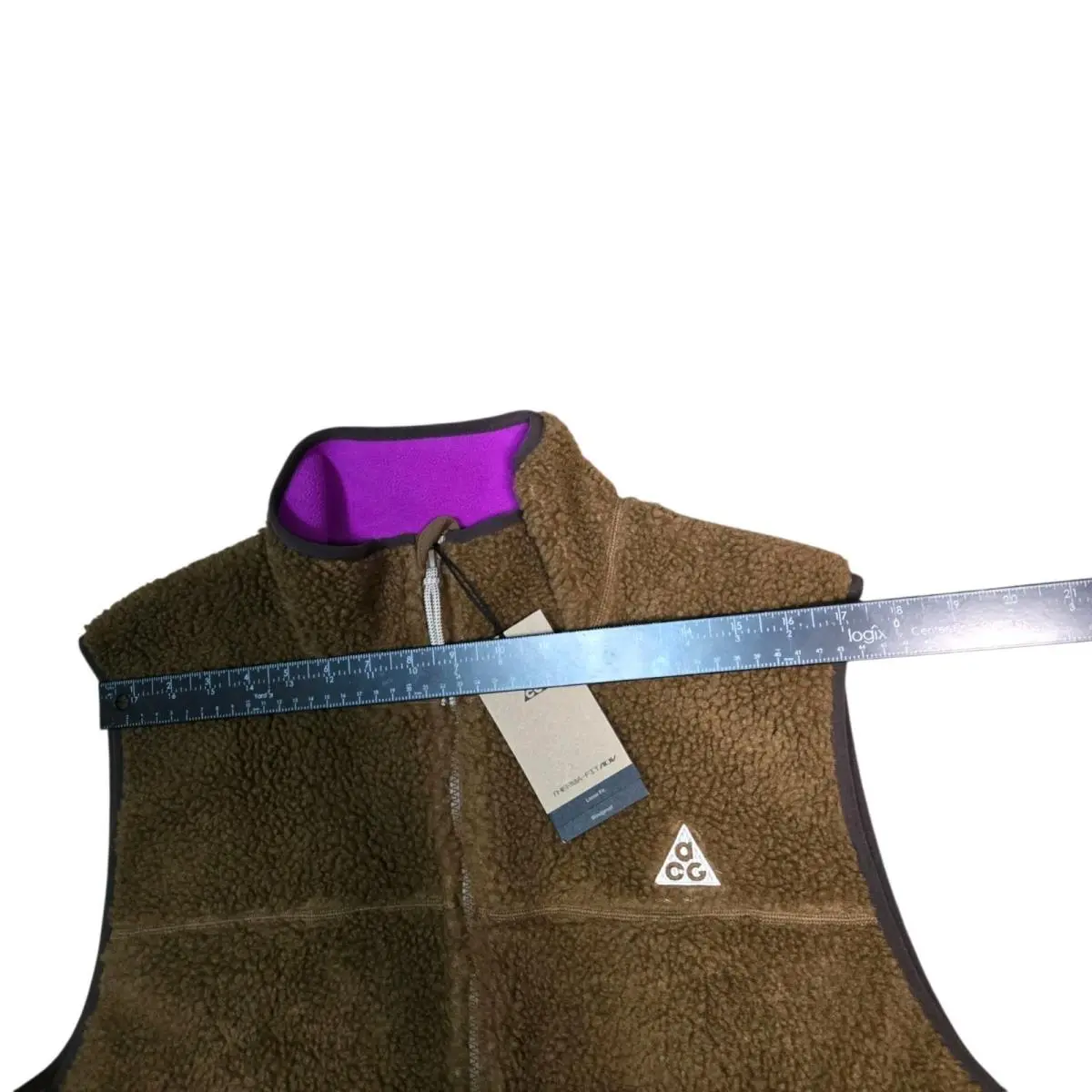 Nike clothing - Brown (UPC: 198486776905) 1