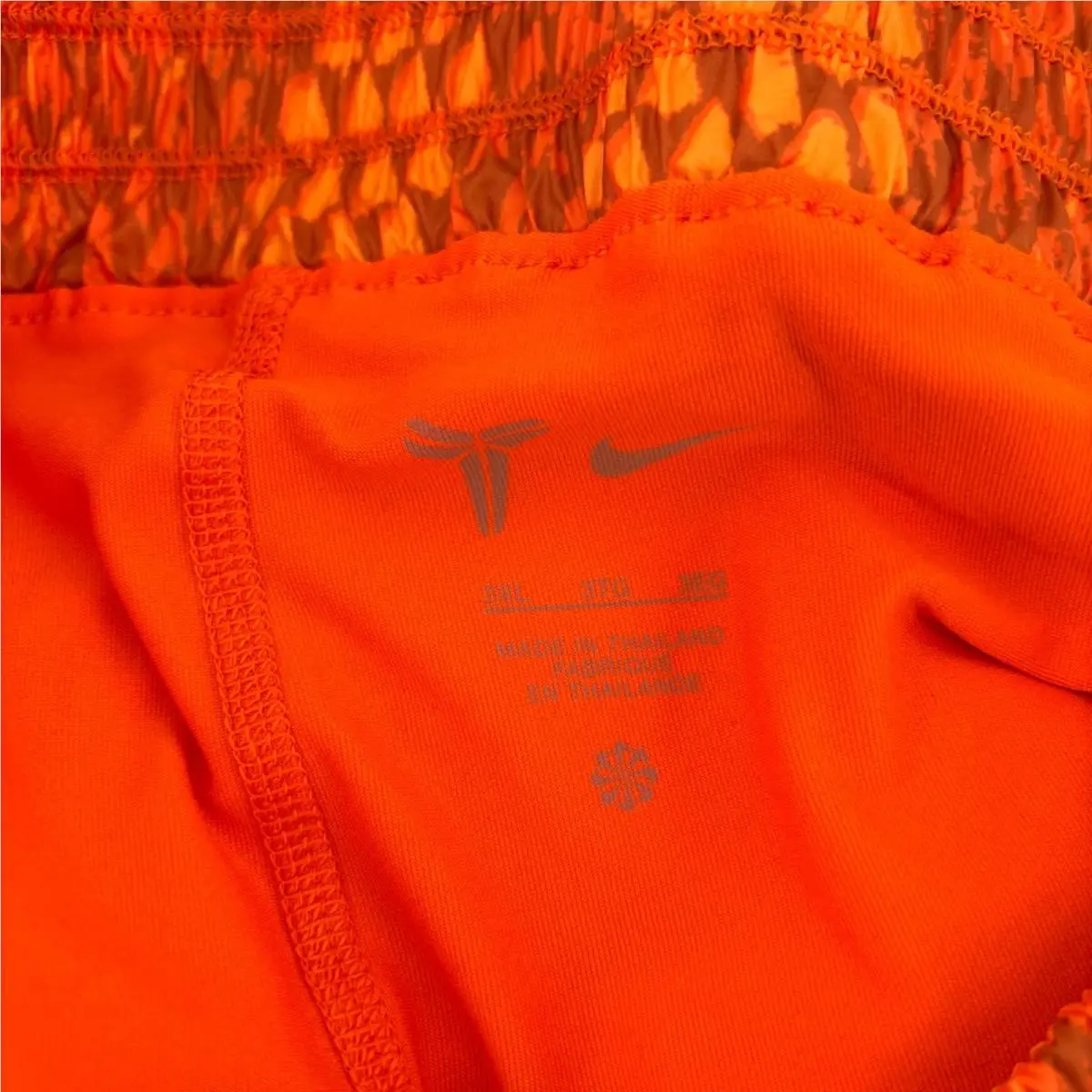 Nike clothing - Orange 3