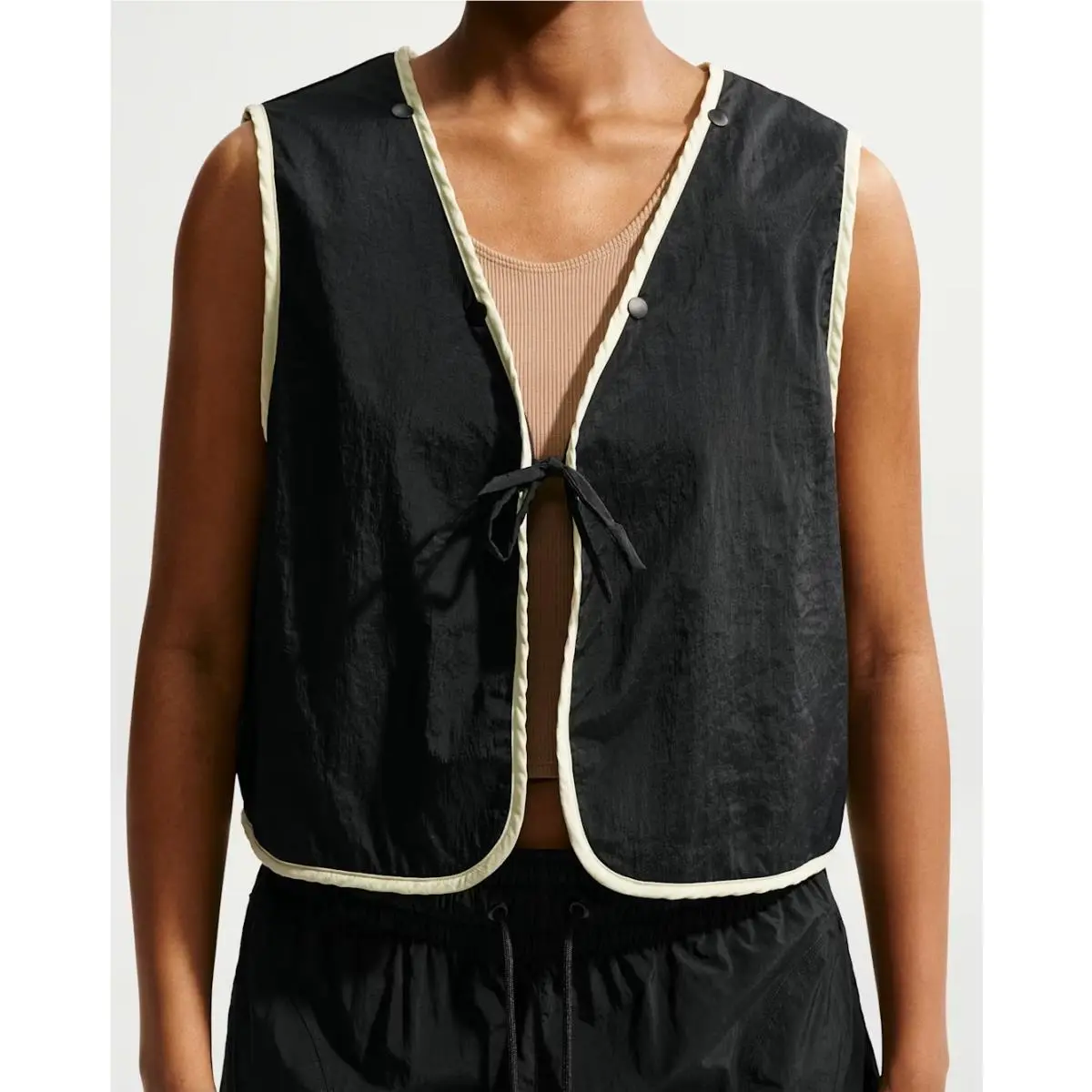 Nike clothing - Serena Williams Design Crew Zip Jacket - IF0350-010 - Black (UPC: 198730075983) 2