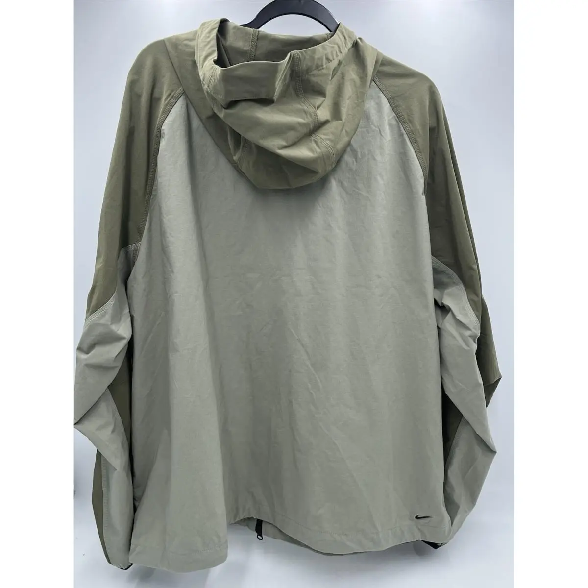 Nike clothing - Nike Tech - Tech - HM7151-321 - Light Army / Medium Olive / Black (UPC: 198485027329) 0