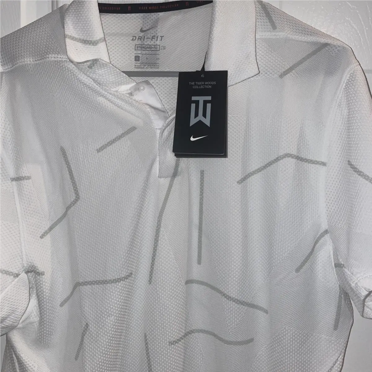 Nike clothing - Nike Dri-Fit - White (UPC: 0194501284141) 0
