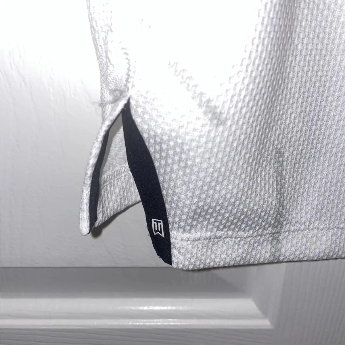 Nike clothing - Nike Dri-Fit - White (UPC: 0194501284141) 5
