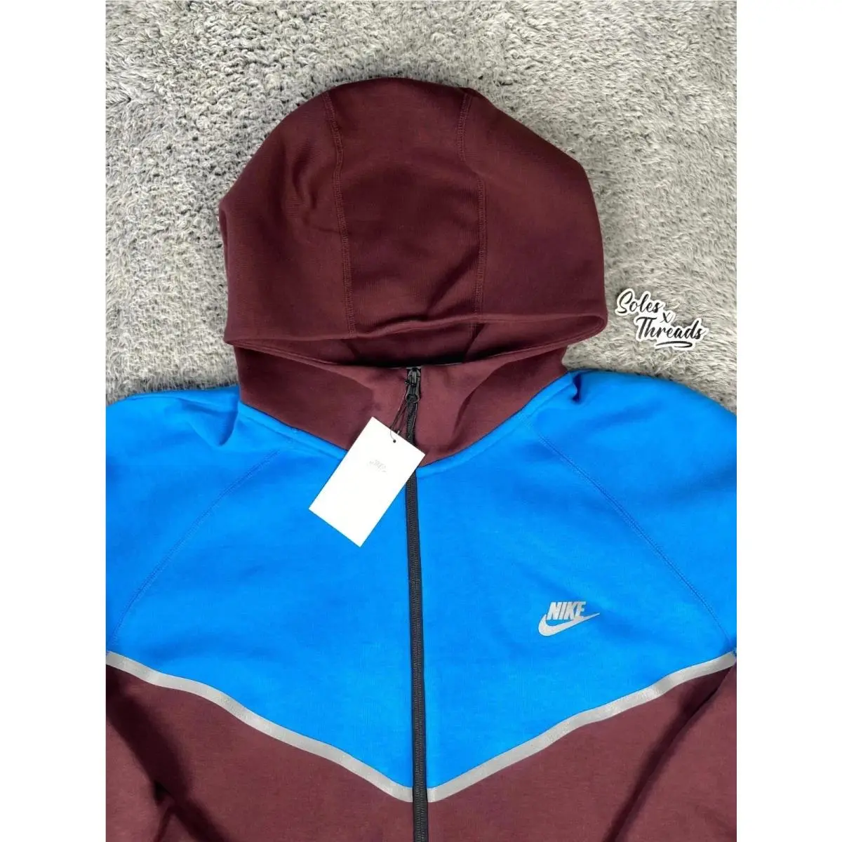 Nike clothing - Burgundy 2