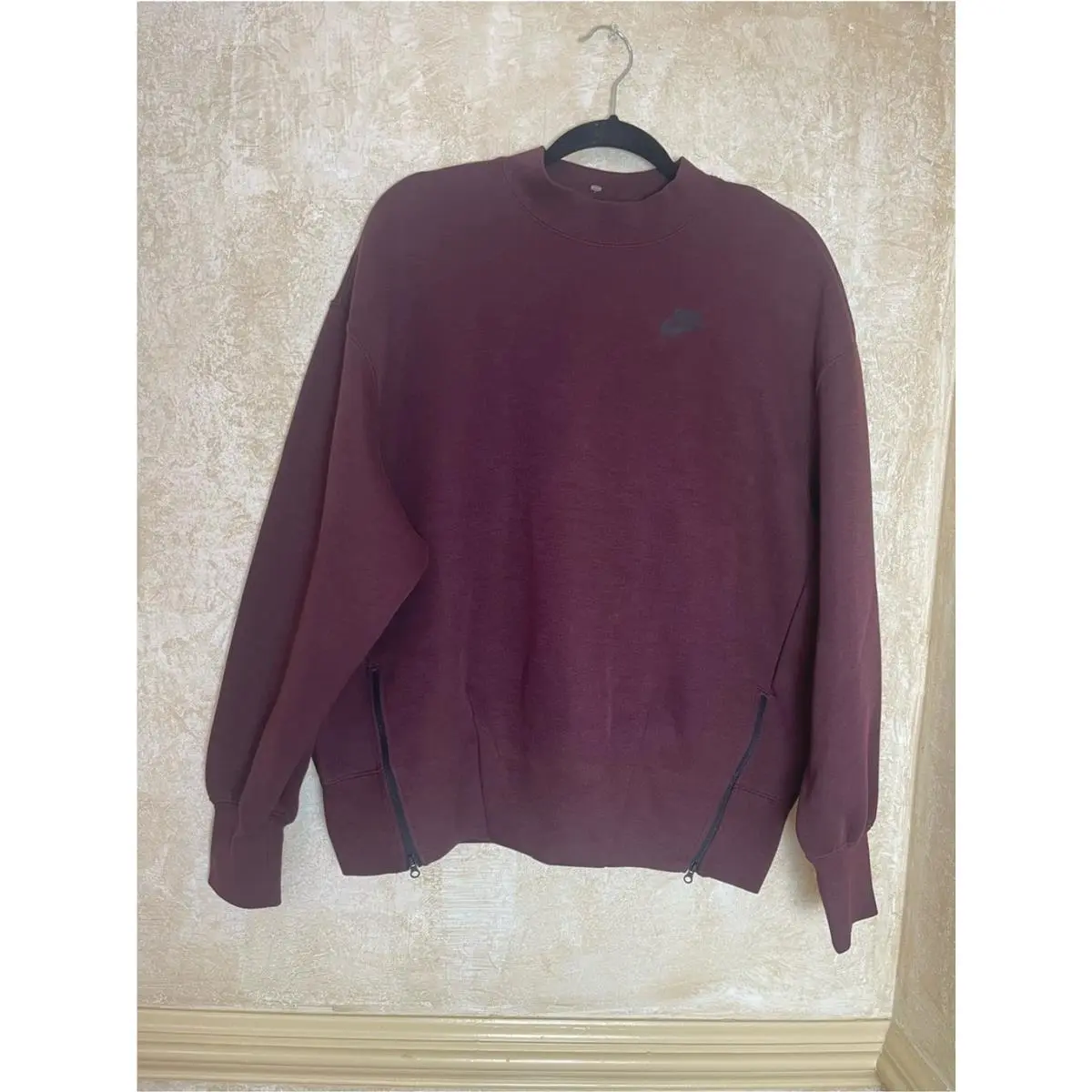 Nike clothing - Burgundy 2