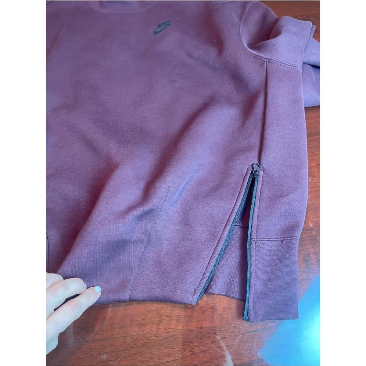 Nike clothing - Burgundy 9
