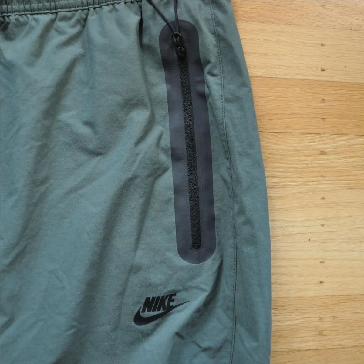 Nike clothing - Nike Tech - Tech - Green 3