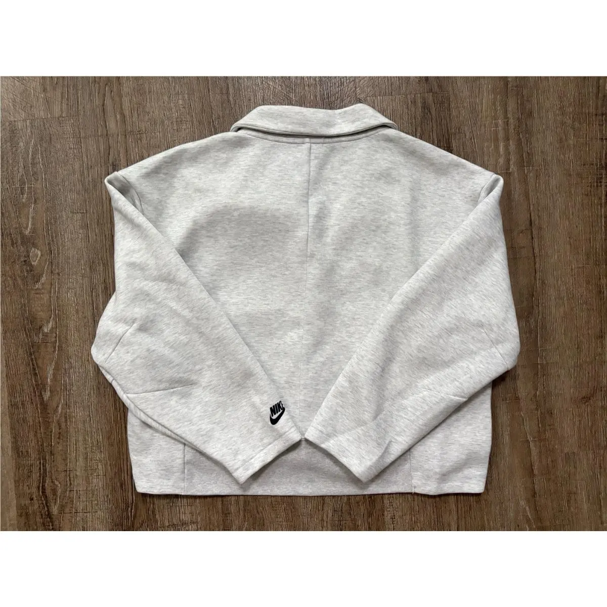 Nike clothing - Gray (UPC: 0198485087248) 0