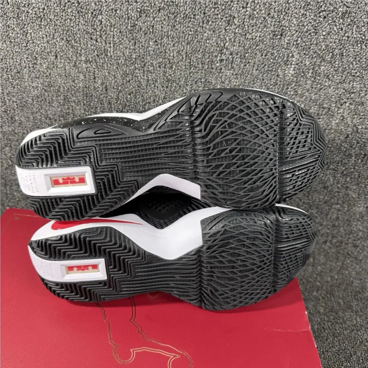 Nike shoes - Nike LeBron Soldier 14 - LeBron Soldier - CK6024-002 - Black (UPC: 194276095522) 4