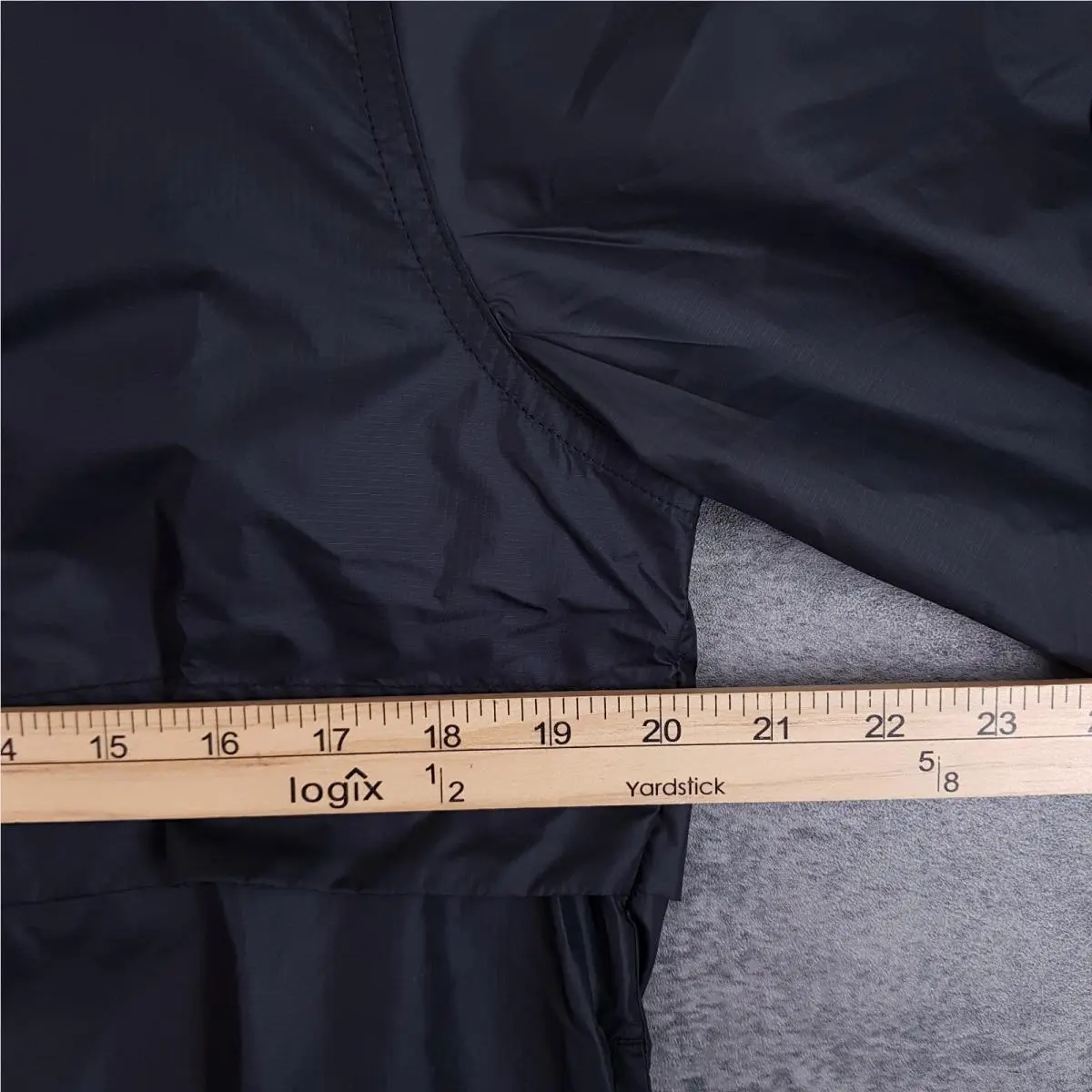 Nike clothing - DX6084-010 - DX6084-010 - Black (UPC: 196607187241) 4