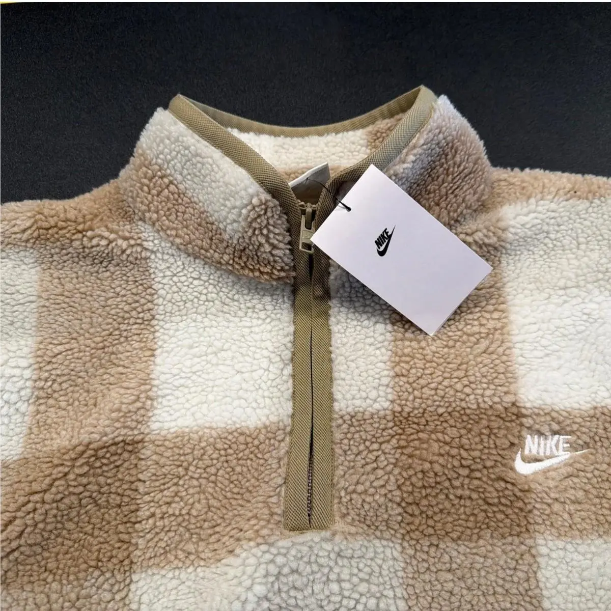 Nike clothing - Tan 2