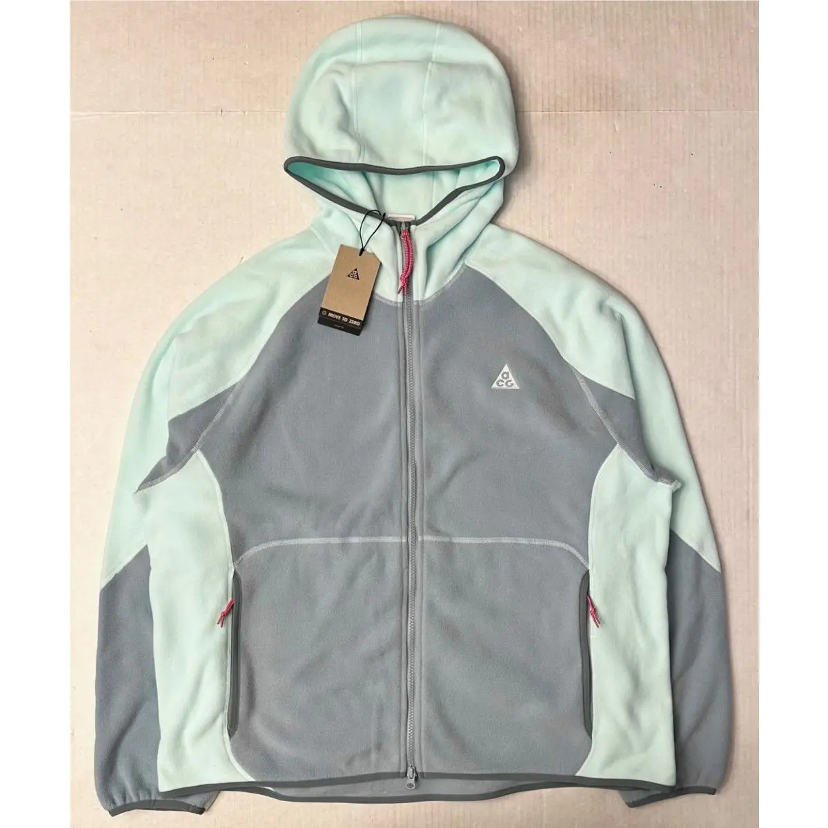 Nike clothing - Green (UPC: 198486858670) 2