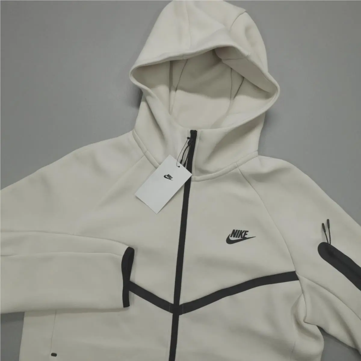 Sportswear Tech Fleece Full-zip Hoodie Men`s S Bone Beige / Black HV0949 by Nike