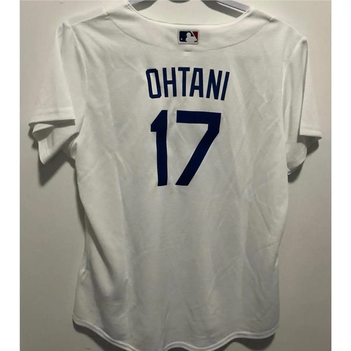 Women Los Angeles Dodgers Shohei Ohtani 17 Baseball Jersey - Size Large by Nike