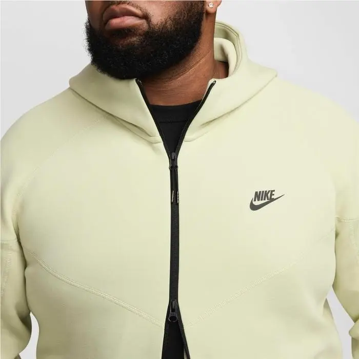 Nike clothing - Green (UPC: 197597276250) 4
