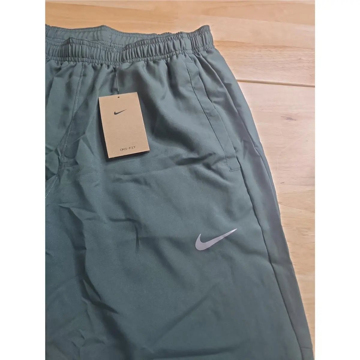 Nike clothing - DD4894338 - DD4894338 - Multicolor (UPC: 0198480702351) 1