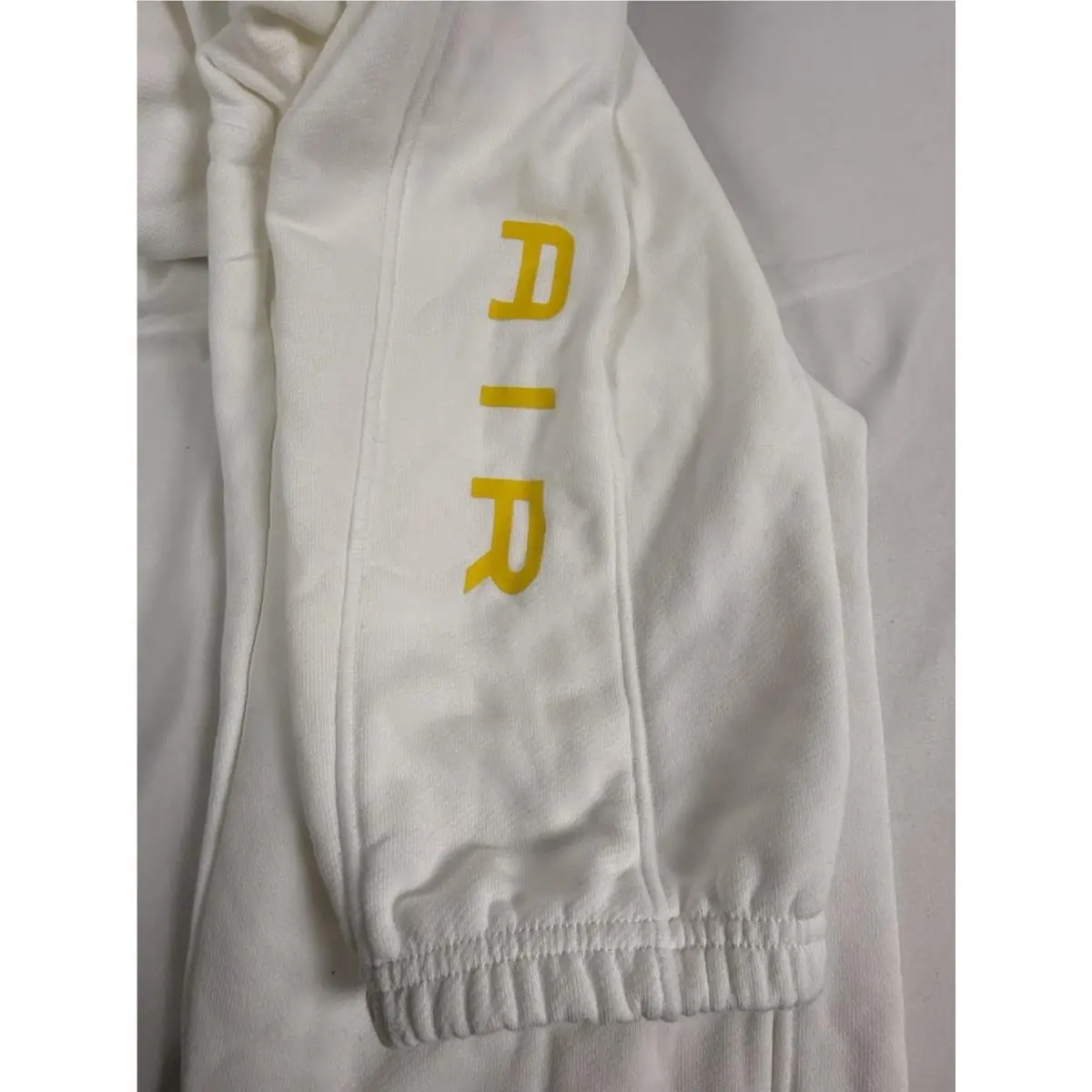 Nike clothing - DQ4202 - DQ4202-101 - White (UPC: 196152485779) 2