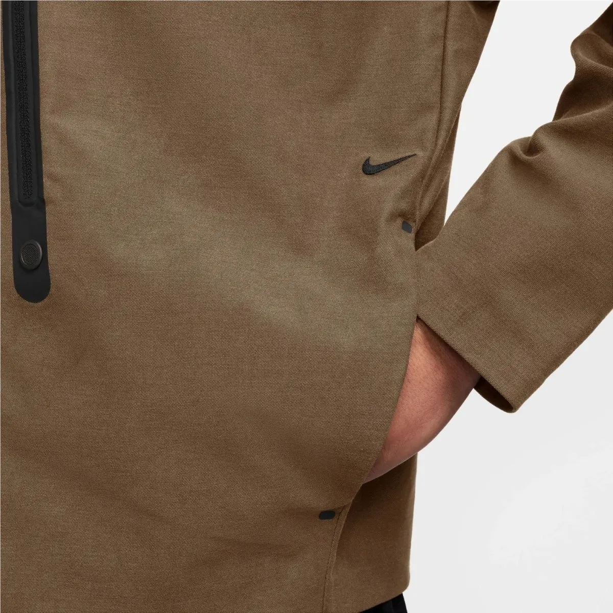 Nike clothing - Brown 1