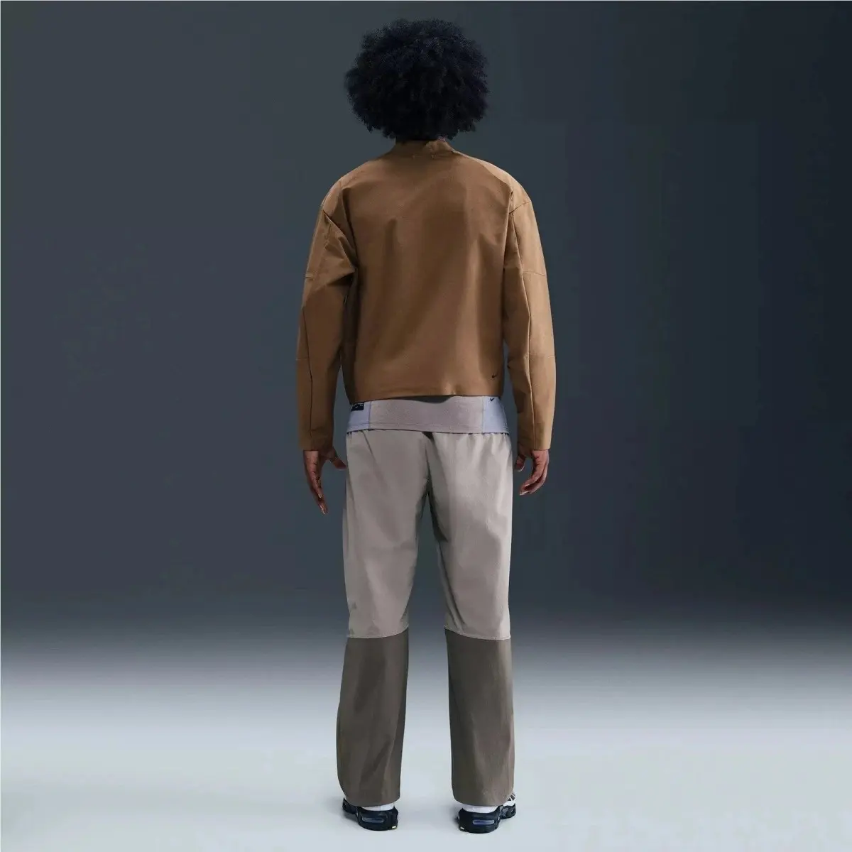 Nike clothing - Brown 4