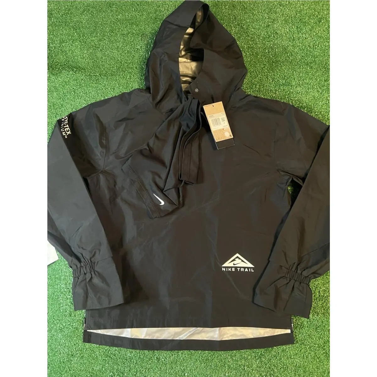 Womens Gore-tex Infinium Trail Running Jacket Black DM7565-010 Size X-small by Nike