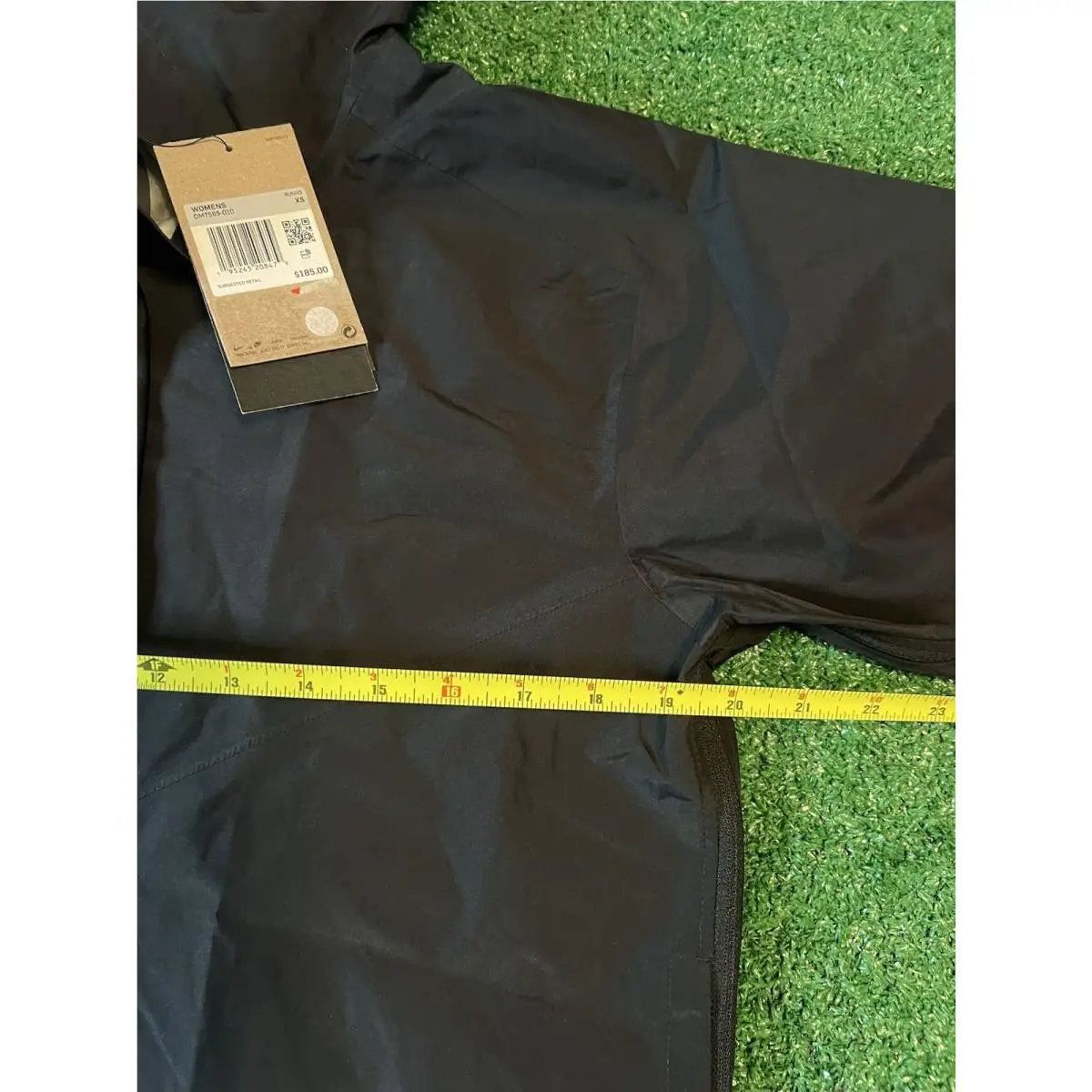 Nike clothing - DM7565-010 - DM7565-010 - Black / Dark Smoke Grey / Black / White (UPC: 0195245208493) 3