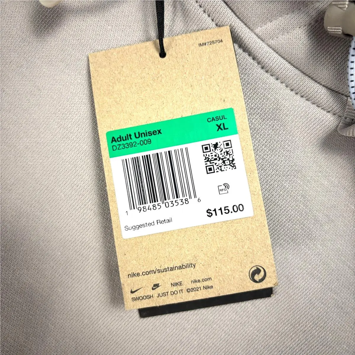 Nike clothing - Gray (UPC: 198485035386) 1