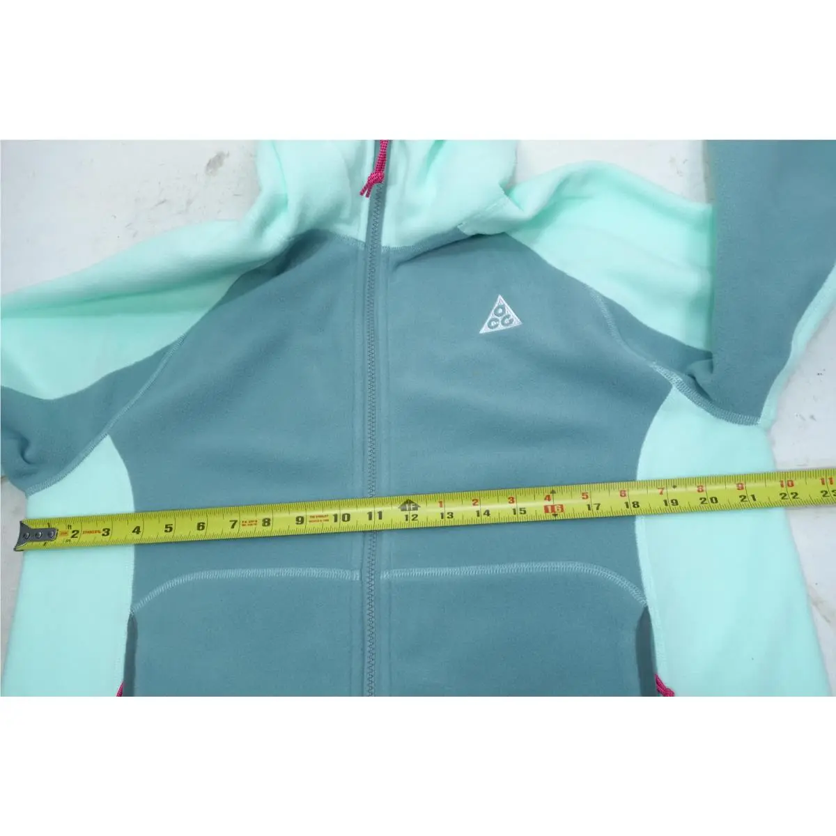 Nike clothing - Green 15