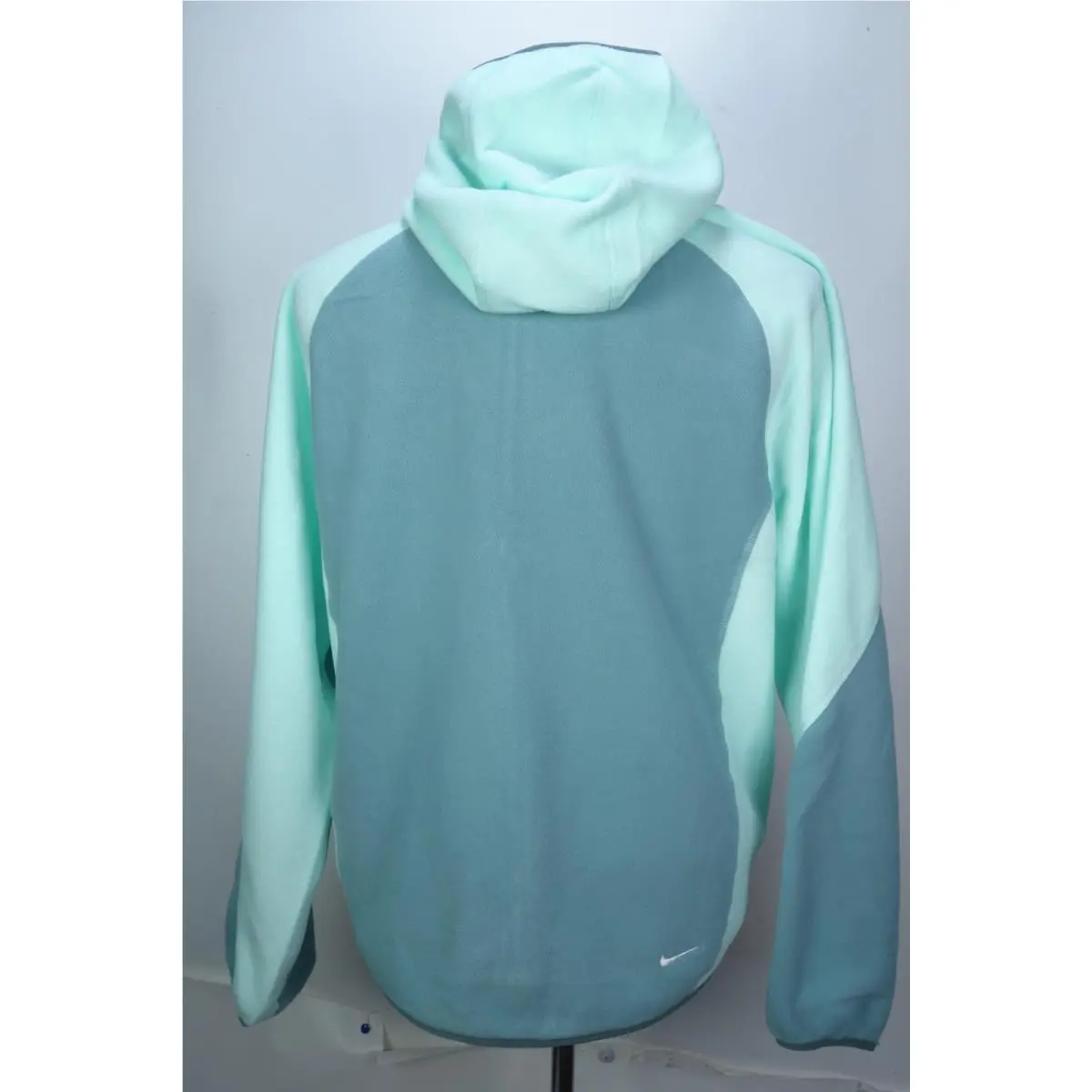 Nike clothing - Green 1