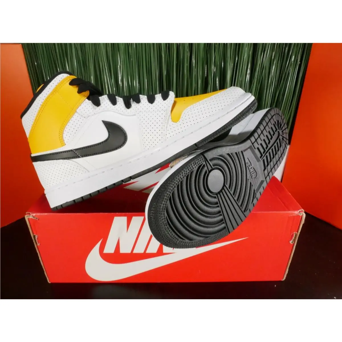 Nike shoes - Air Jordan 1 Mid - Air Mid - White 7
