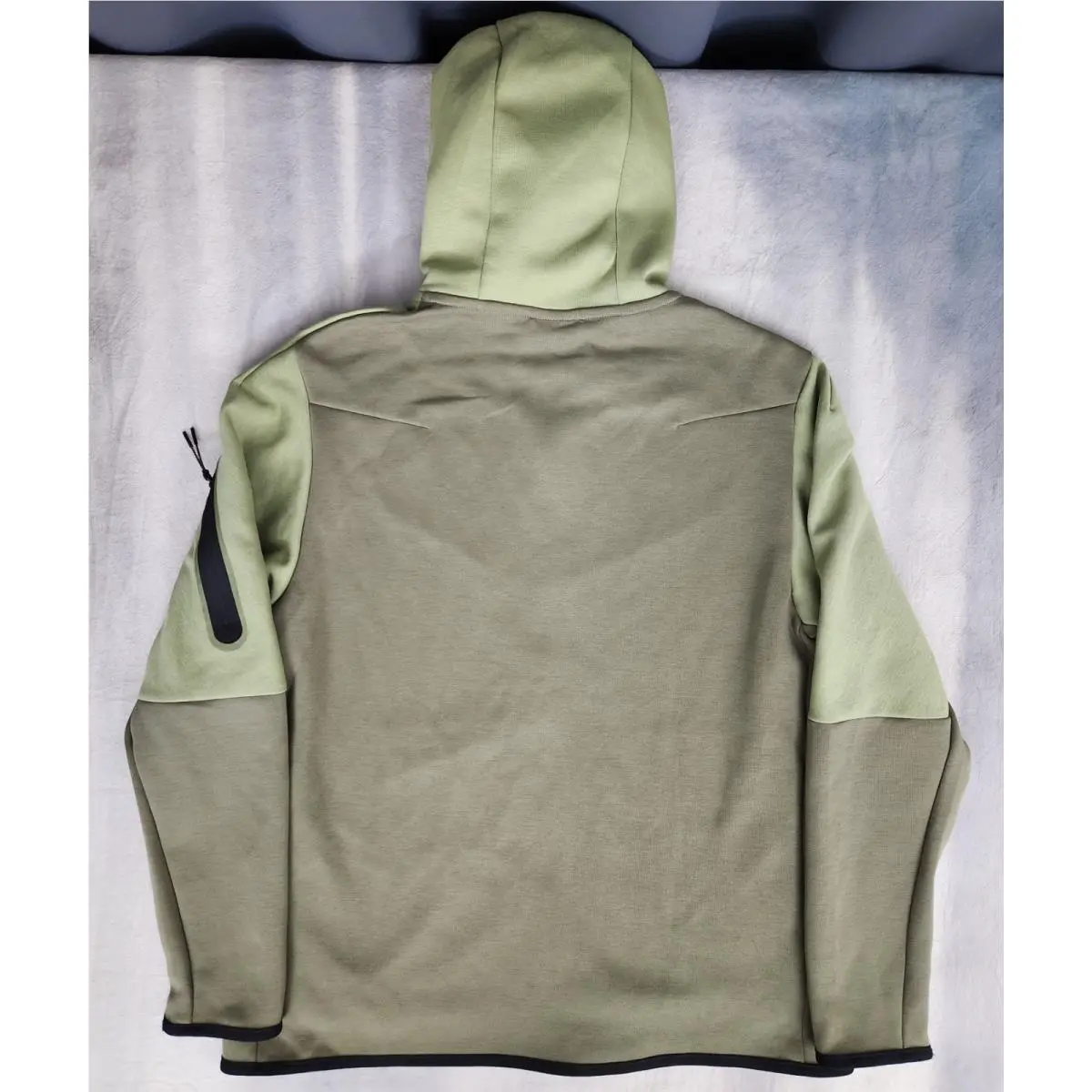 Nike clothing - Green 11