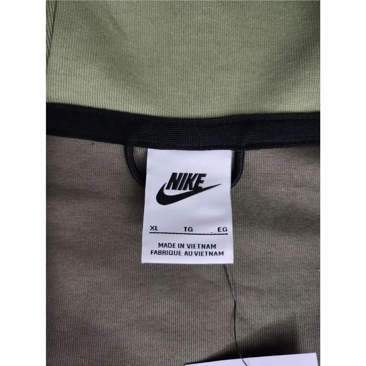 Nike clothing - Green 5