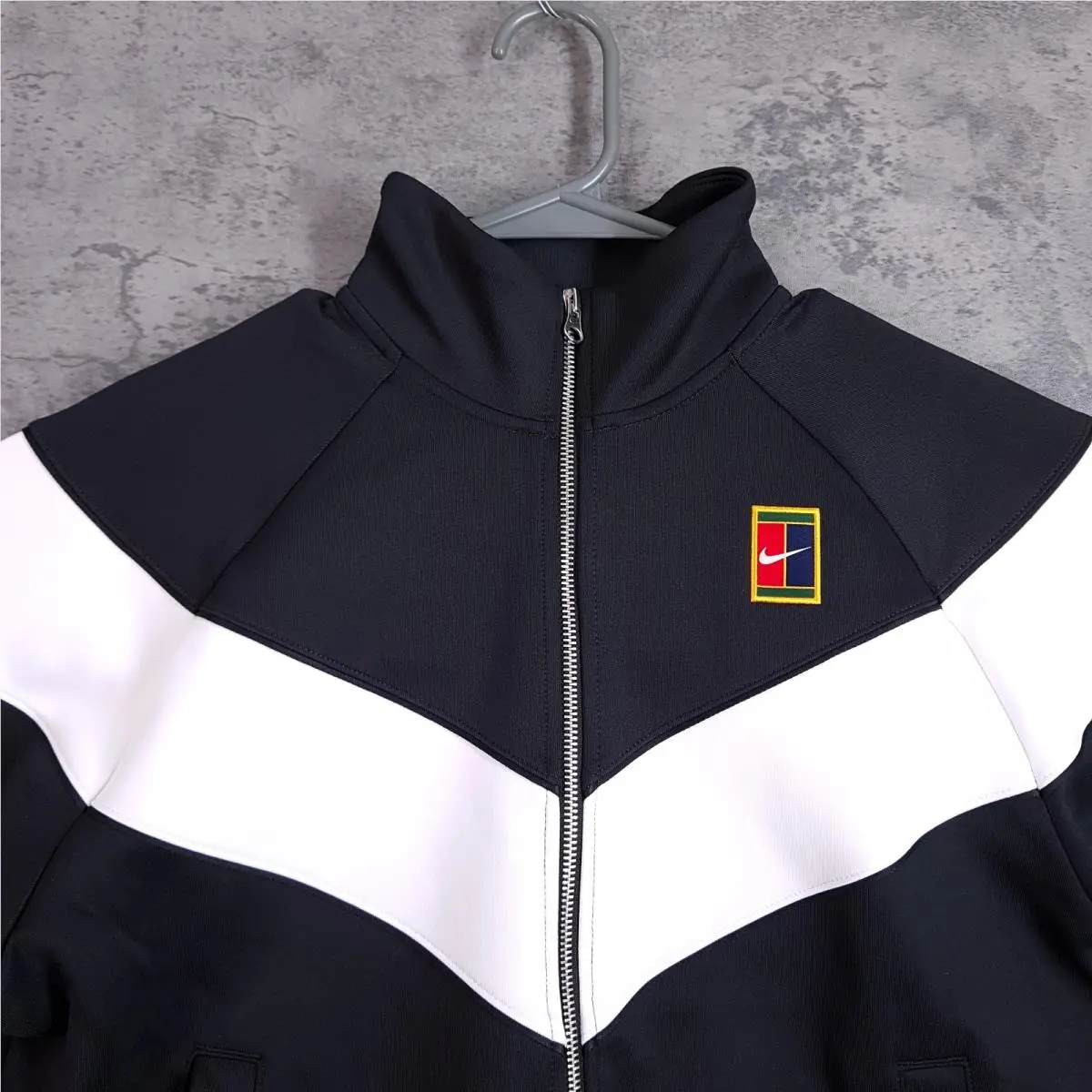 Nike clothing - Black (UPC: 0197862531565) 1