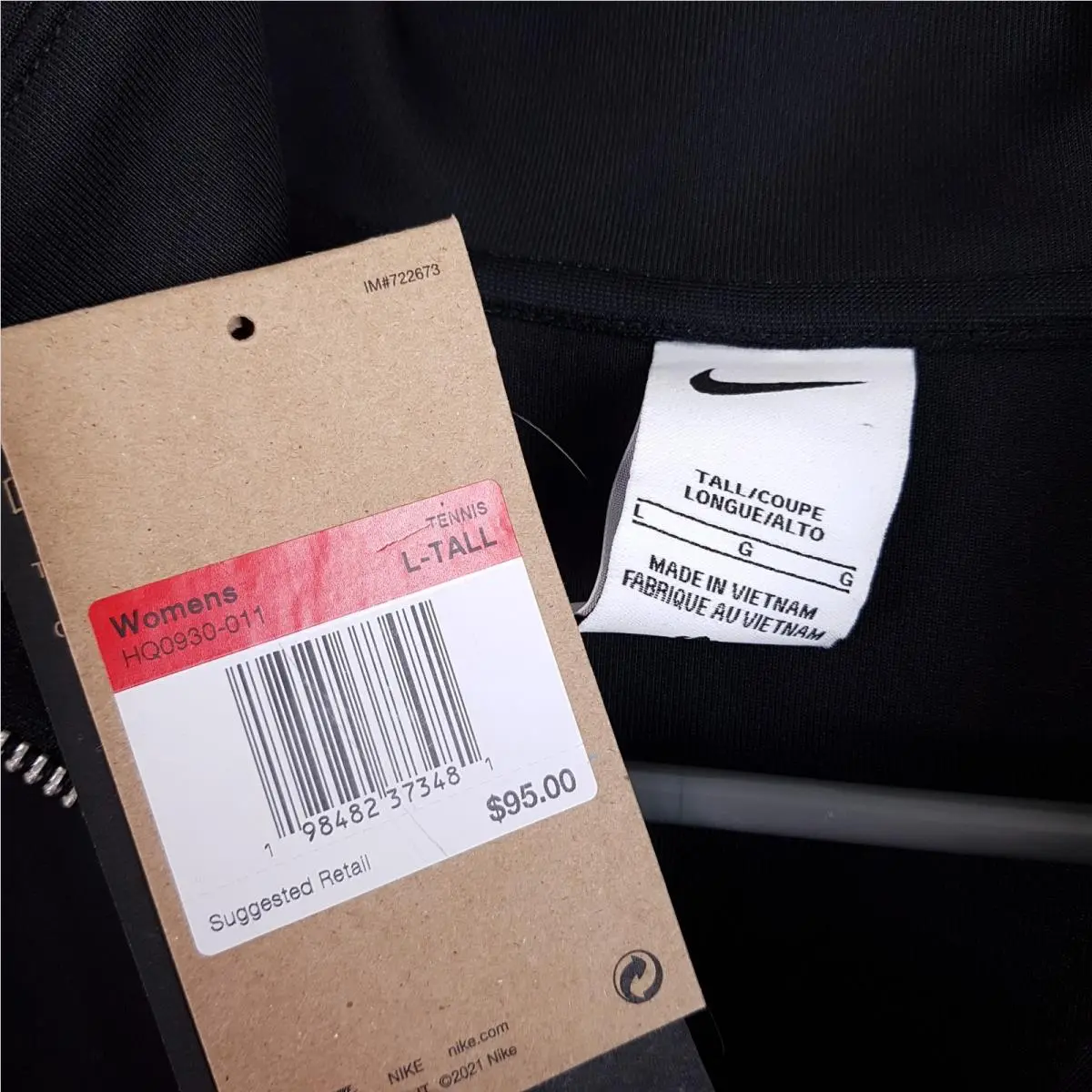 Nike clothing - Black (UPC: 0197862531565) 2