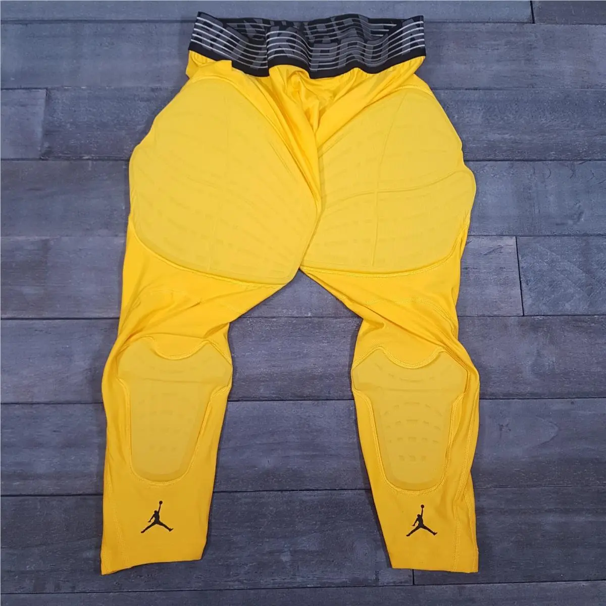 Air Jordan Pro Hyperstrong Basketball 3/4 Tights Pants Mens XL Yellow by Nike