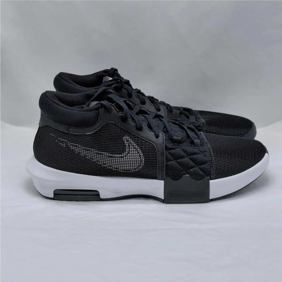 Nike shoes - Nike LeBron Witness - LeBron Witness - Black 0