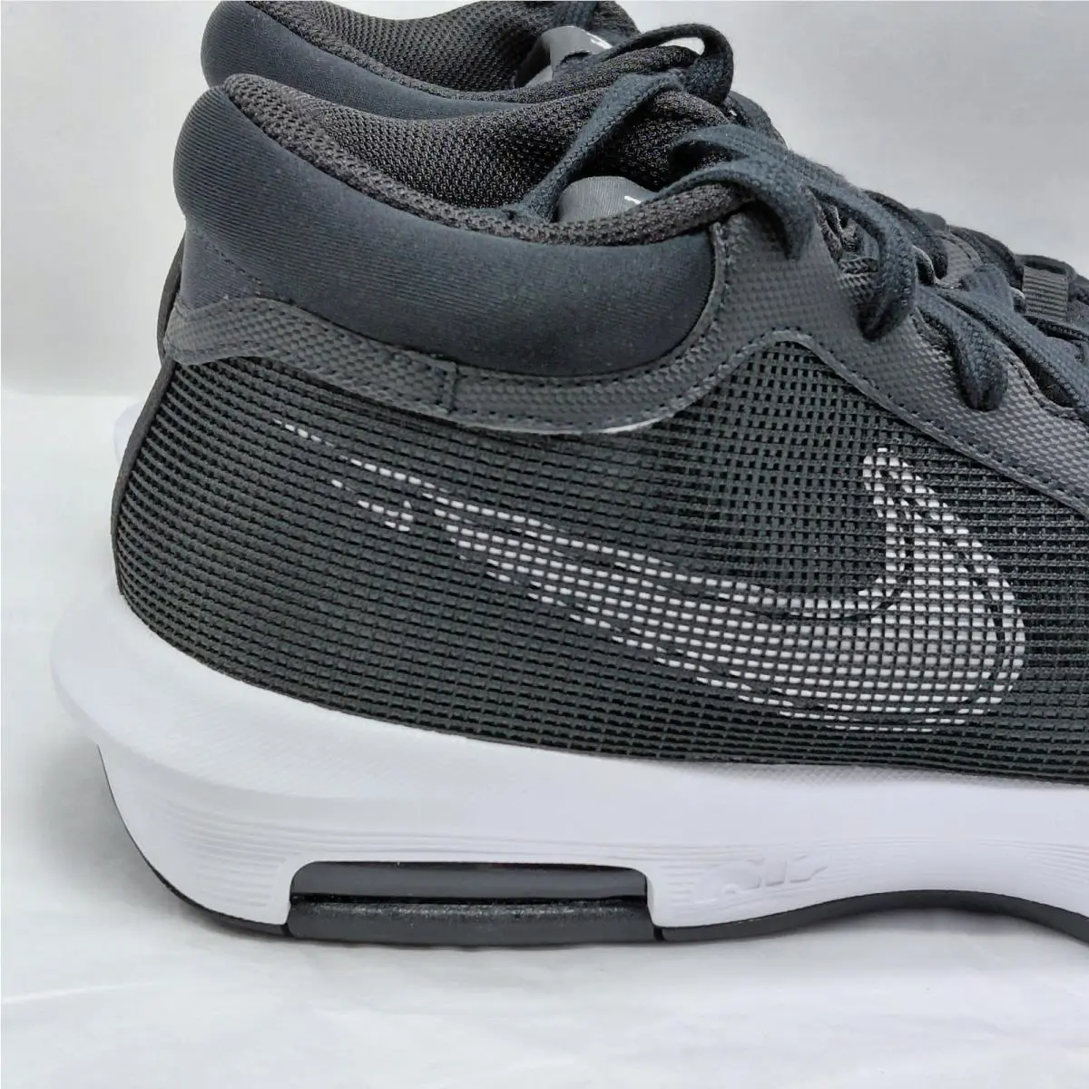 Nike shoes - Nike LeBron Witness - LeBron Witness - Black 5