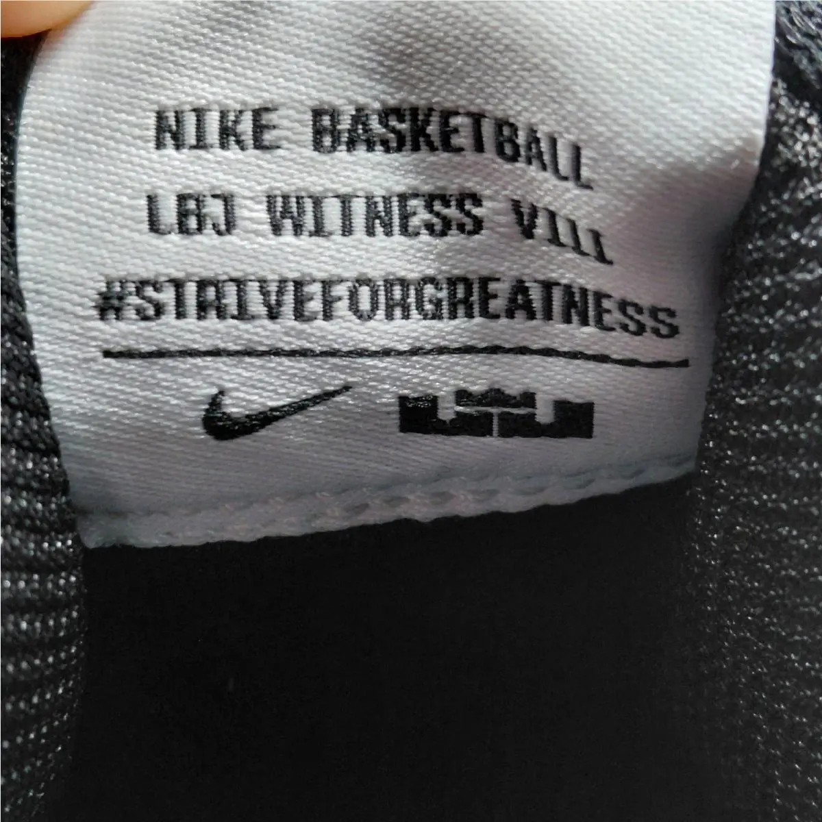 Nike shoes - Nike LeBron Witness - LeBron Witness - Black 11
