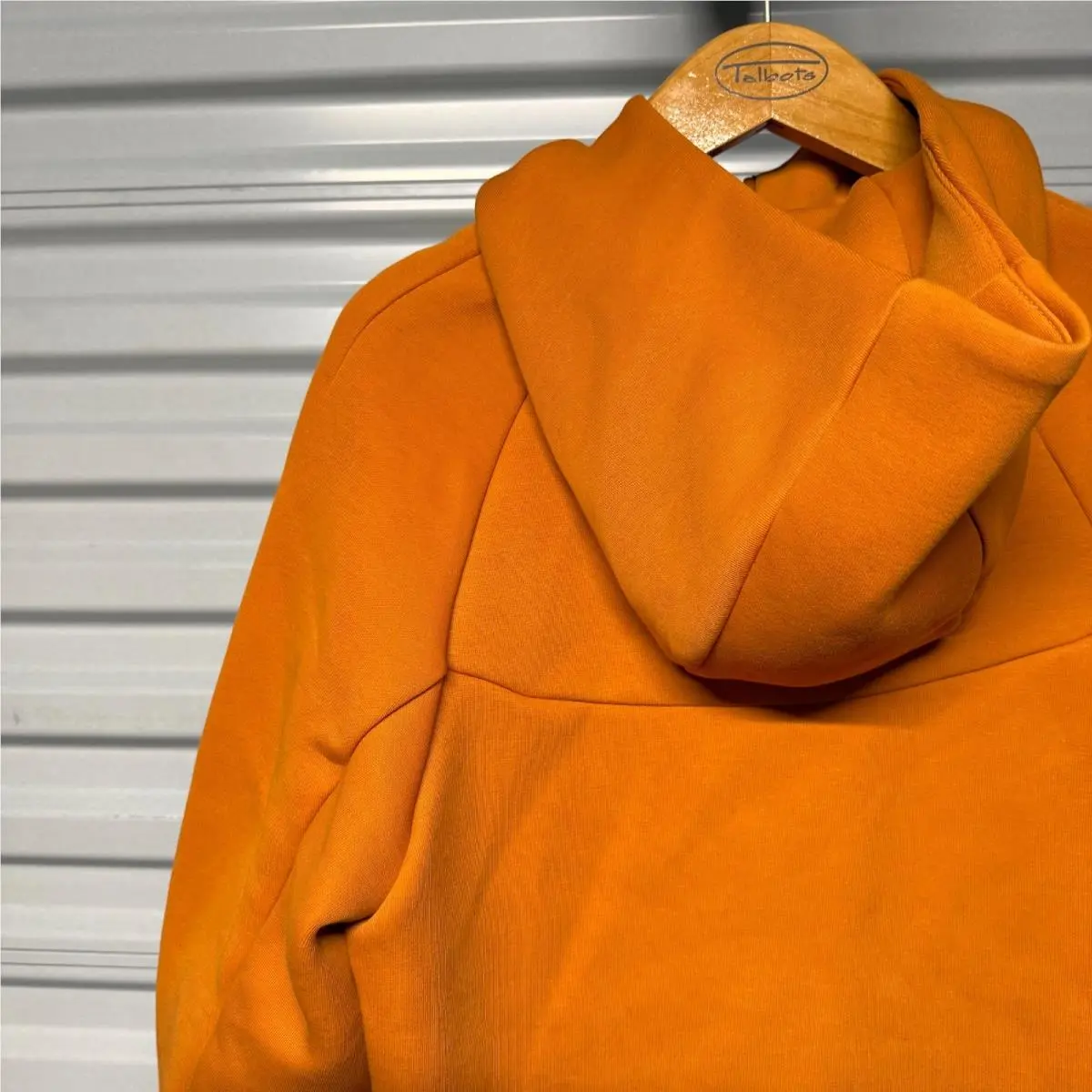 Nike clothing - Orange (UPC: 197863219721) 9