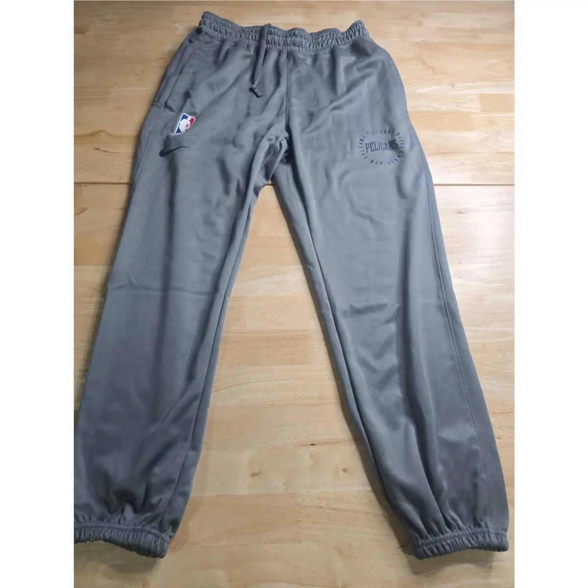 Orleans Pelicans Team Issue Warmup Pants Medium Grey FV0486-084 by Nike