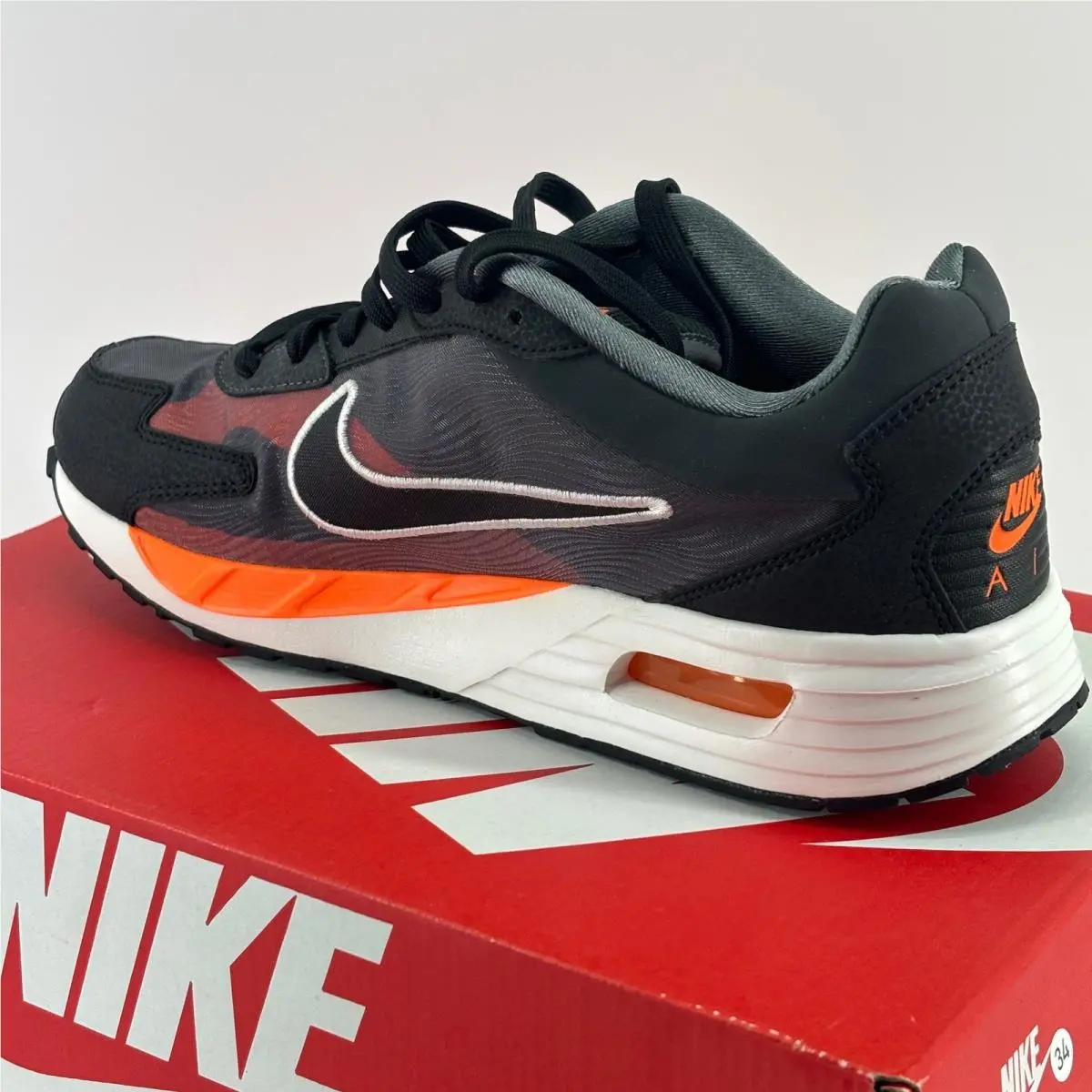 Nike shoes - Nike Air Max Solo SE - Black 3